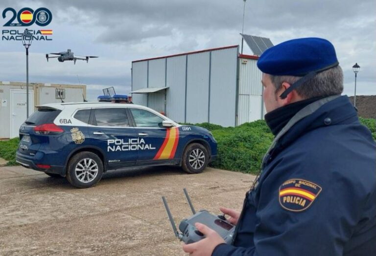 Grave riesgo en Ávila: piloto de dron sorprendido volando sobre la ciudad durante emergencia por inundaciones