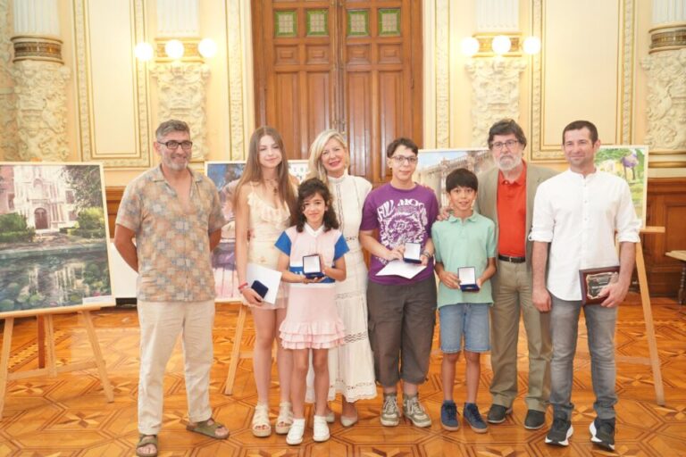 Talento al aire libre: un artista segoviano gana el 41º Concurso de Pintura Rápida San Pedro Regalado en Valladolid