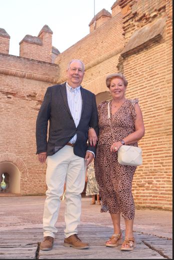 Medina del Campo designa a Lucía Ruíz y Lorenzo Rodríguez como Guardesa y Guardés de Honor para San Antolín 2025