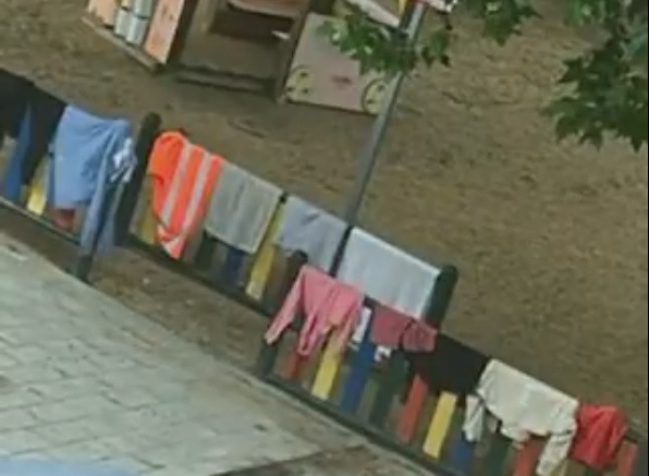 Vox hace un llamamiento «al orden» en Medina del Campo al ver «grupos de magrebíes y rumanos ocupando parques y calles»