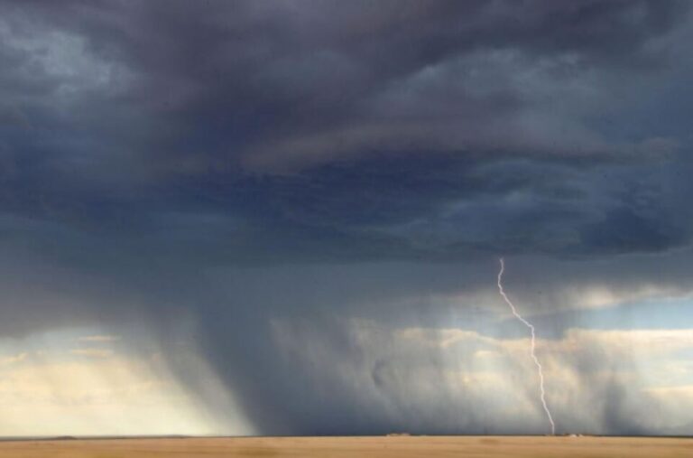 Aviso amarillo por tormentas, calor extremo y lluvias intensas en Castilla y León