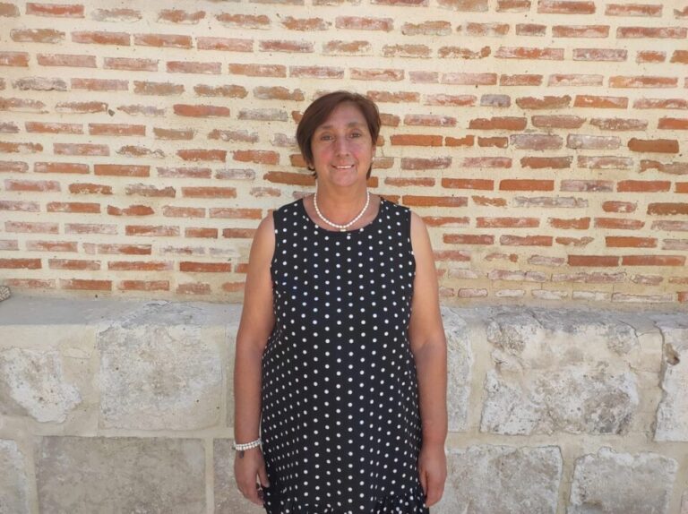 Charo López: “Pocos barrios salen a la calle como el nuestro”