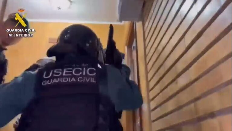 Cae una red de ciberestafadores que robó 1,6 millones con engaños amorosos y fraudes a empresas