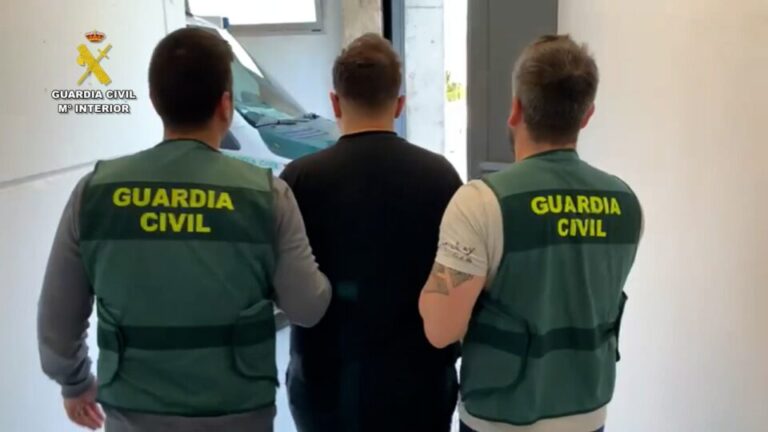 Escándalo en Burgos: graba a familiares y amigos en el baño y acumula 50 TB de pornografía infantil