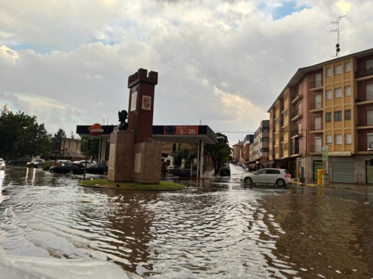tormenta medina foto en Medina del Campo