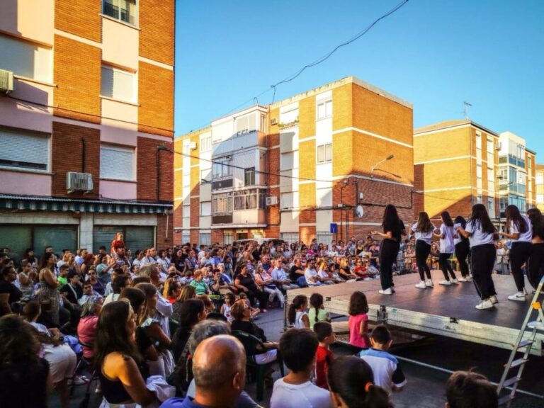 Medina del Campo pone el broche de oro a un mes de fiestas en los barrios repleto de actividades