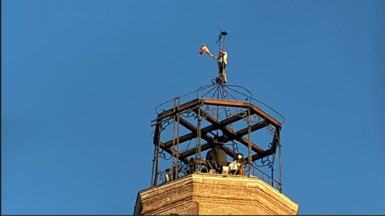 Medina del Campo celebra la bajada de la Bandera con la energía de Los Mustas