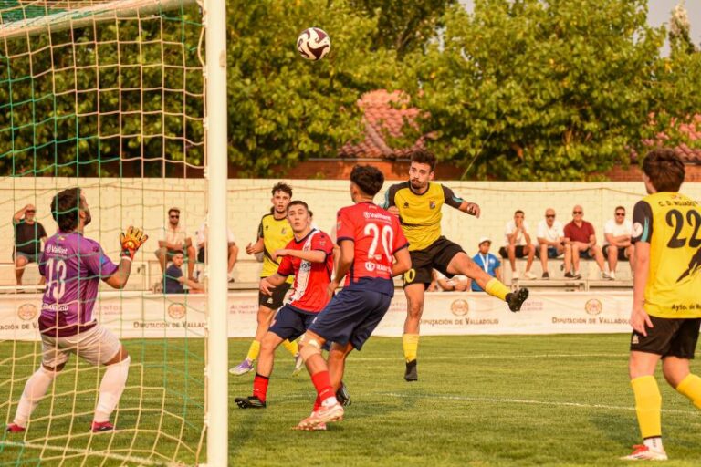 Goleada del C.D. Mojados en su debut en el Trofeo Diputación: 4-0 al Villa de Simancas y pase a la final encarrilado