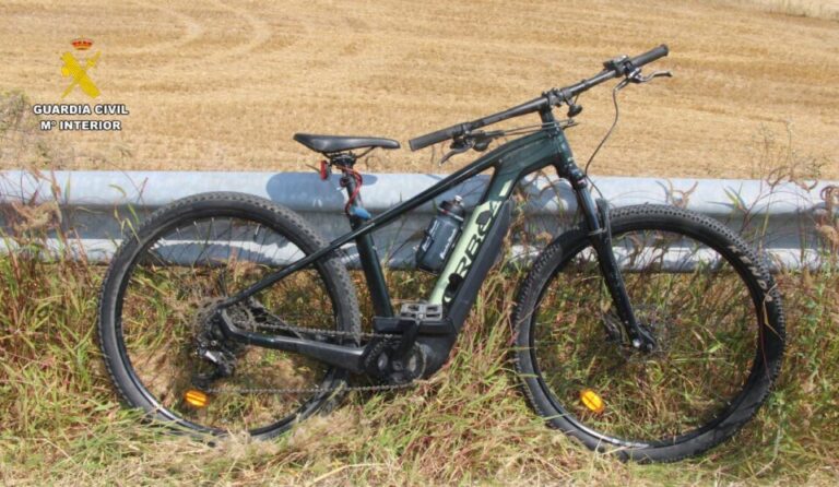 Detenido un hombre de 71 años tras atropellar a un ciclista en Palencia y huir del lugar