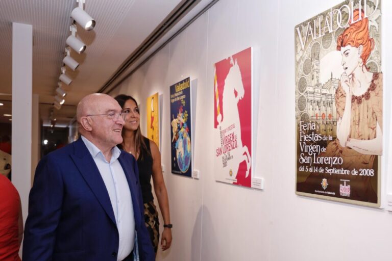Valladolid celebra 25 años de la Virgen de San Lorenzo con una exposición de carteles históricos