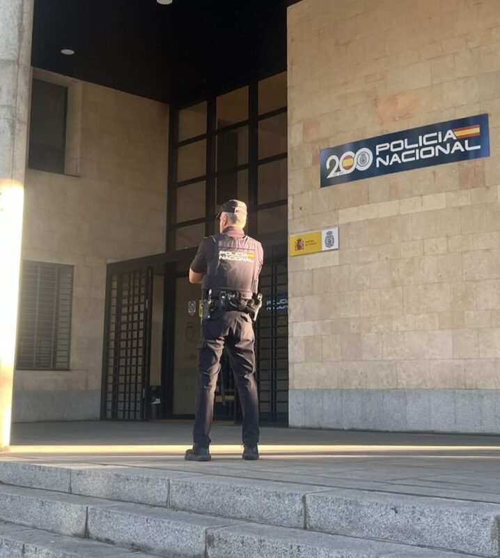 Detenido en Segovia por apuñalar a un hombre en una tienda tras una discusión previa