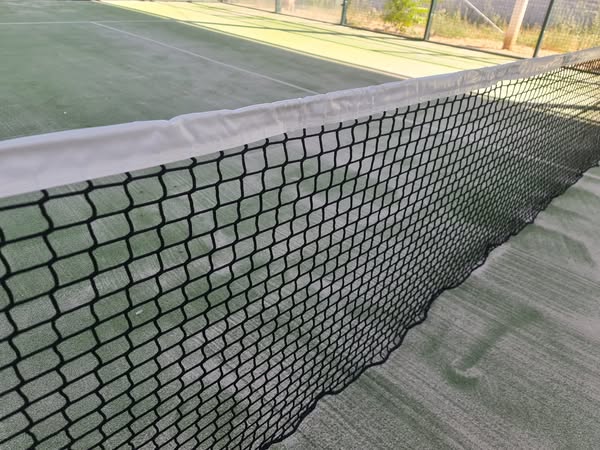 Los amantes del pádel disfrutarán en Rueda de una pista de juego mejorada