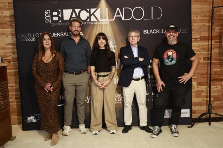 Blacklladolid mezcla intriga, amor y Roma en una jornada literaria con sabor a brasa en Fuensaldaña