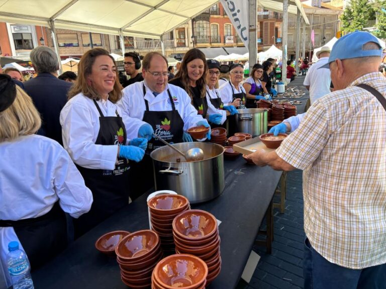 Castilla y León impulsará el comercio en 2026 con un calendario récord de 391 ferias en toda la Comunidad