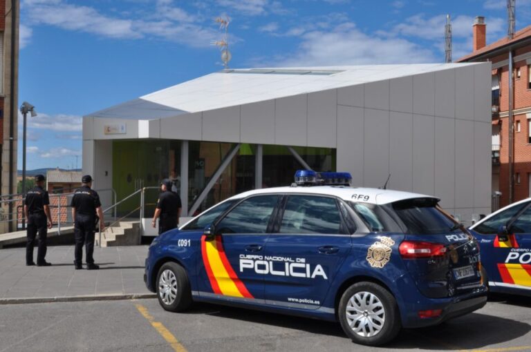 Violento asalto familiar en Armunia: cuatro detenidos en Astorga por secuestrar a un menor y agredir a su madre