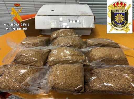 Golpe al contrabando en Valladolid: la Guardia Civil incauta 34 kilos de tabaco ilegal ocultos en paquetes postales