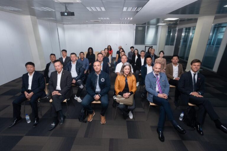 La Fundación medinense Juntos por una Sonrisa teje nuevas alianzas con Nexus y se expande hacia China