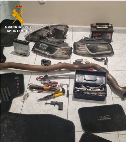 Detenidos dos hombres por robar material en un desguace de Cigales