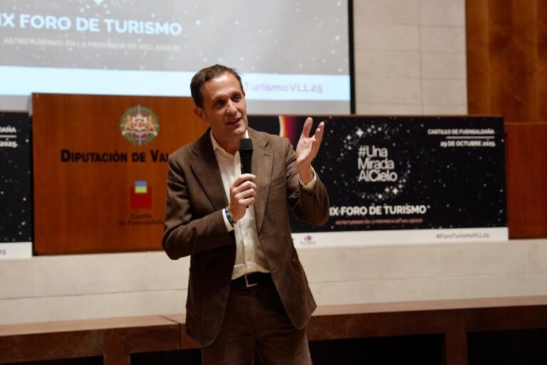 Valladolid apuesta por el astroturismo como motor rural: la Diputación clausura el IX Foro de Turismo en Fuensaldaña
