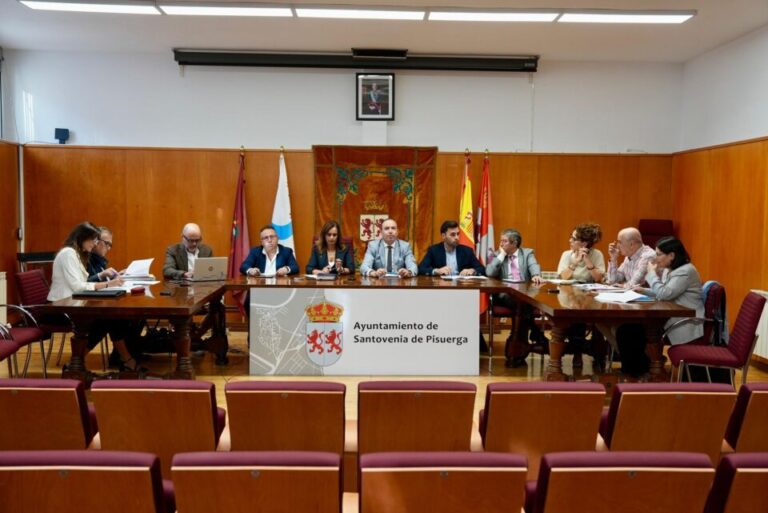 La Diputación de Valladolid saca el Diálogo Social de la capital y celebra por primera vez una reunión en un municipio: Santovenia de Pisuerga