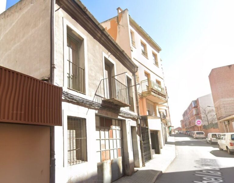 Luz verde a la transformación de una antigua residencia en hotel o apartahotel en Medina del Campo