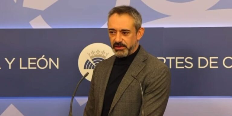 El portavoz de Vox en las Cortes “aplaude la coherencia” tras la ruptura del pacto en el Ayuntamiento de Medina del Campo