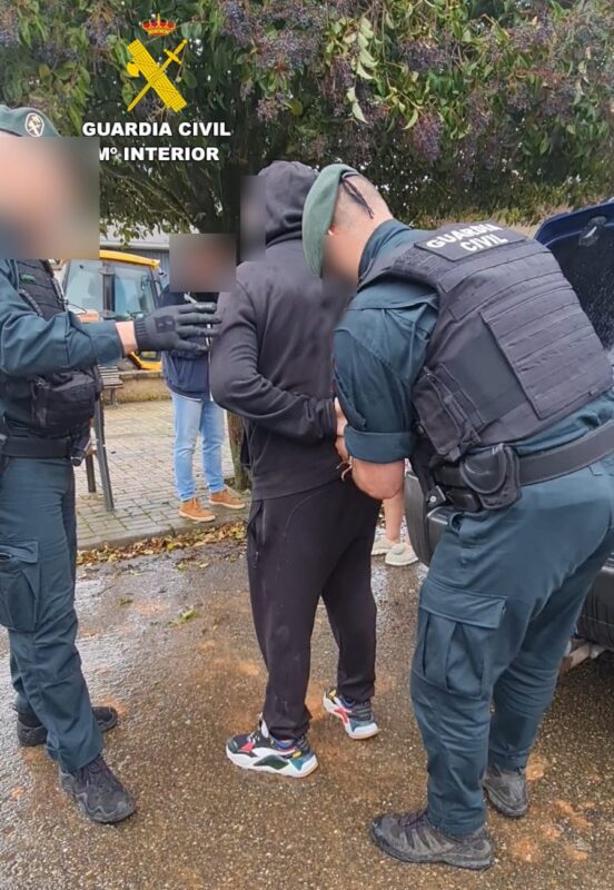 Detenido un hombre de 50 años por amenazas graves con arma blanca en Valsemana-Cuadros (León)