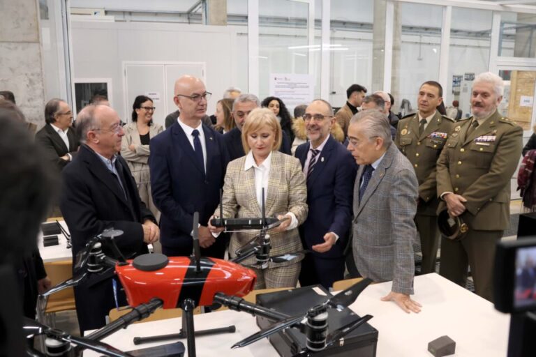 La Junta apoya el laboratorio de drones de la Universidad de Burgos para liderar la innovación tecnológica