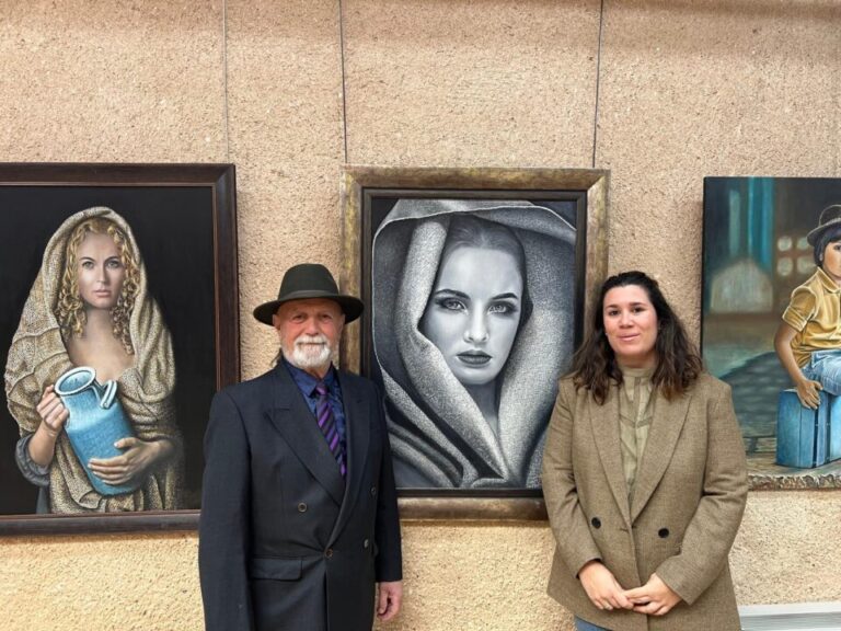 El Centro Cultural Integrado Isabel la Católica acoge la exposición de pintura de Eugenio Fernández