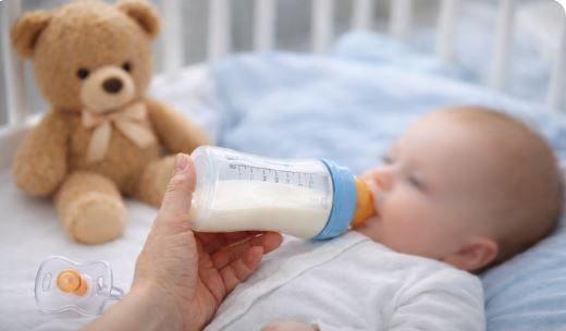 La posible presencia de una toxina obliga a retirar varios lotes de leche infantil