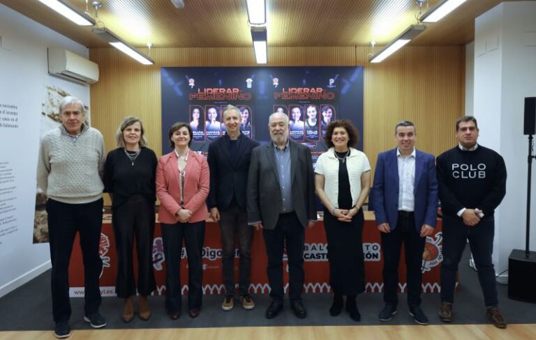 Presentación 'Liderar en femenino en Valladolid