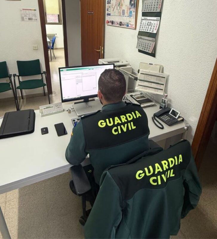 Investigada una persona en Valladolid por contratar líneas telefónicas con el DNI de otra