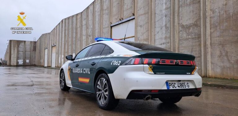 Investigan a un hombre por intentar robar en una empresa de Villamuriel de Cerrato tras causar daños de 600 euros