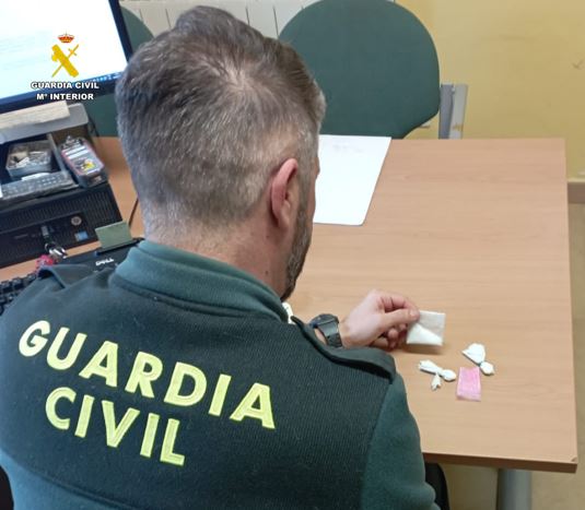 Investigan a un conductor en Tordesillas por llevar speed, cocaína, tusi y ketamina en un control de la Guardia Civil