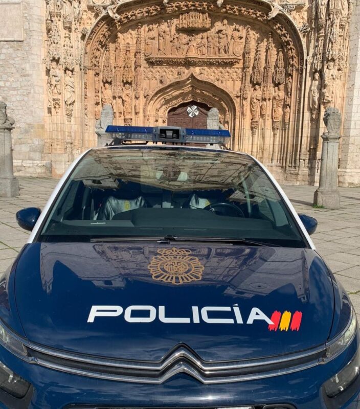 Denuncia un cargo fraudulento y acaba detenida: la Policía destapa una simulación de delito en Valladolid