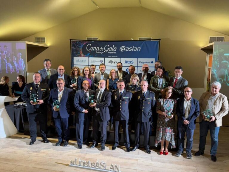 El viceconsejero de Transformación Digital recogía el premio en Castilla y León