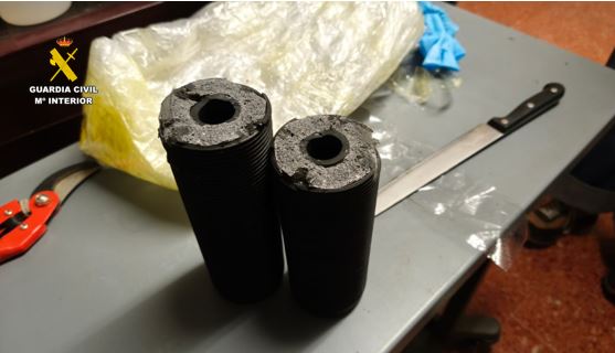 Golpe al narcotráfico internacional tras interceptar en Barajas seis cilindros rellenos de en Valladolid