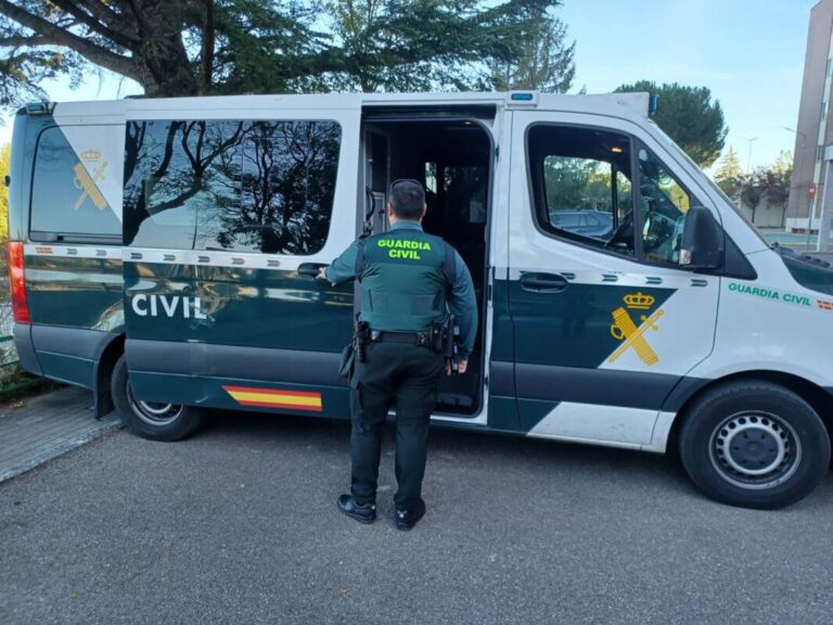 guardia civil en Medina del Campo