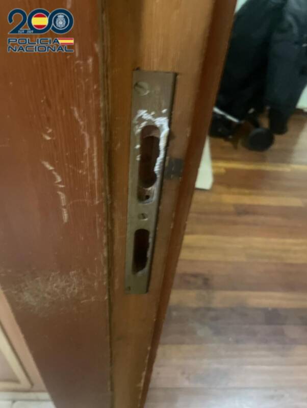 puerta rota en Valladolid