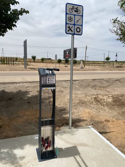 Estación reparación bici Rueda