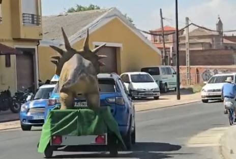 DINOSAURIO en Medina del Campo