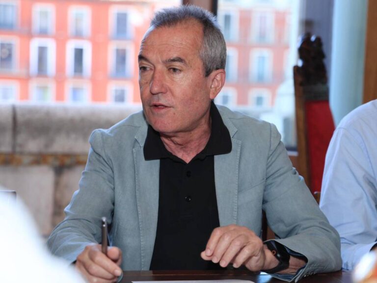José Ignacio Zarandona Fernández en la Junta Gobierno reunión en Valladolid