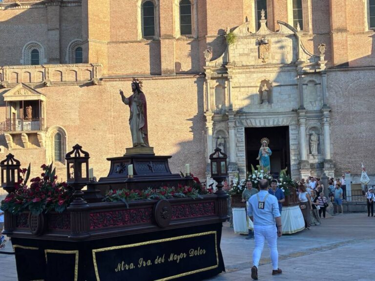 Procesión Sagrado Corazón Medina del Campo 2026 // La Voz