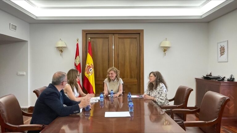 Reunión María Pardo con CSIF en Castilla y León