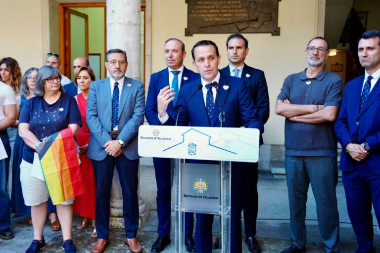 orgullo gay diputación valladolid