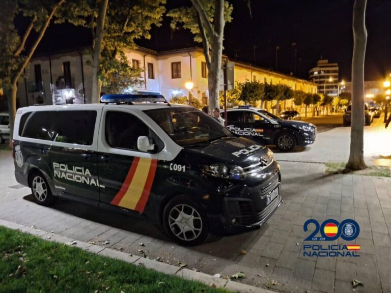policia nacional en Medina del Campo